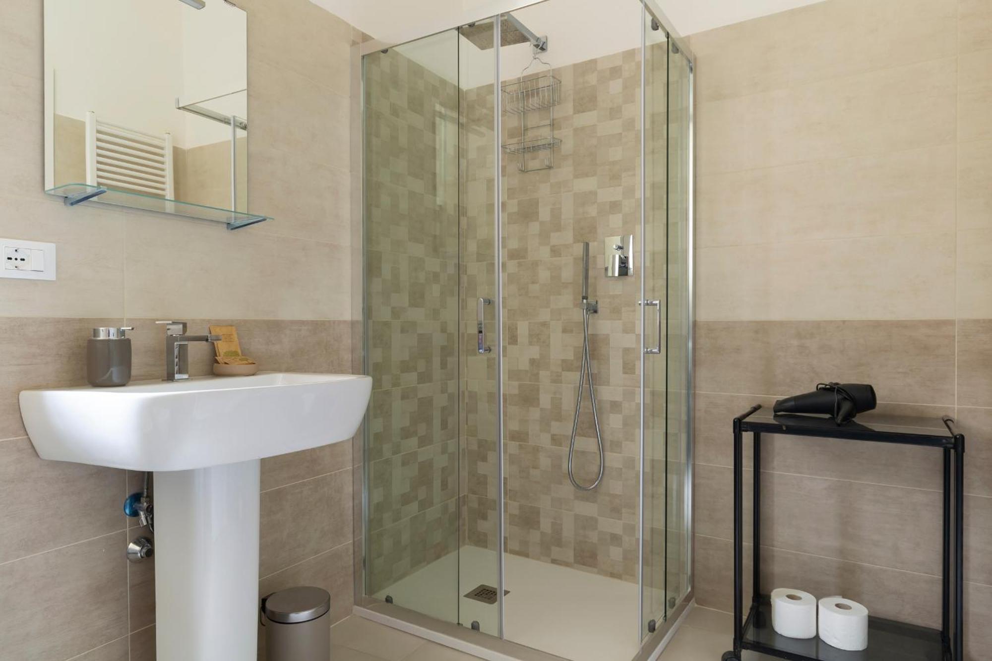 Apartment Amos - 5 Minutes From Piazza Maggiore Bologna Ngoại thất bức ảnh