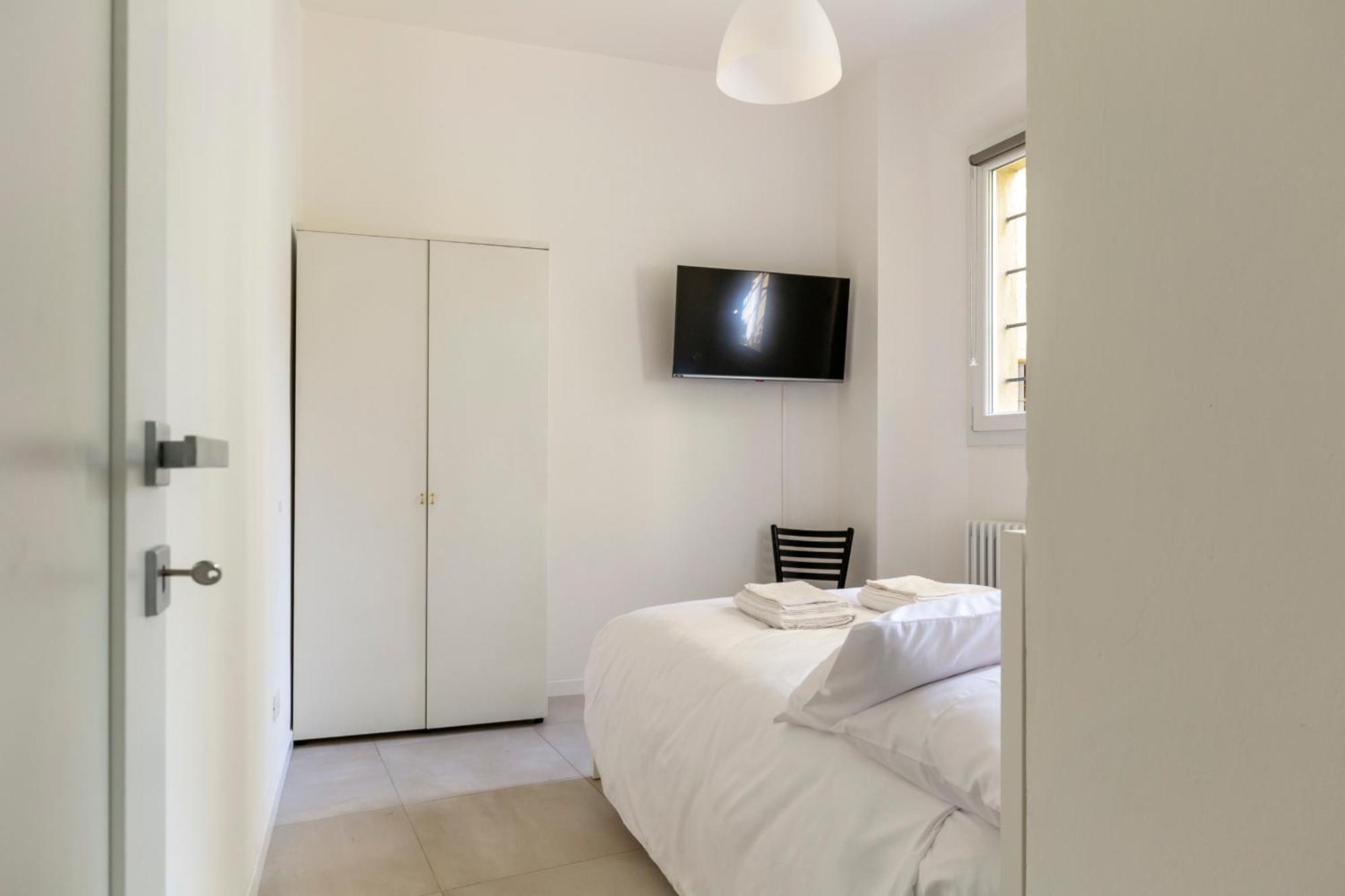Apartment Amos - 5 Minutes From Piazza Maggiore Bologna Ngoại thất bức ảnh